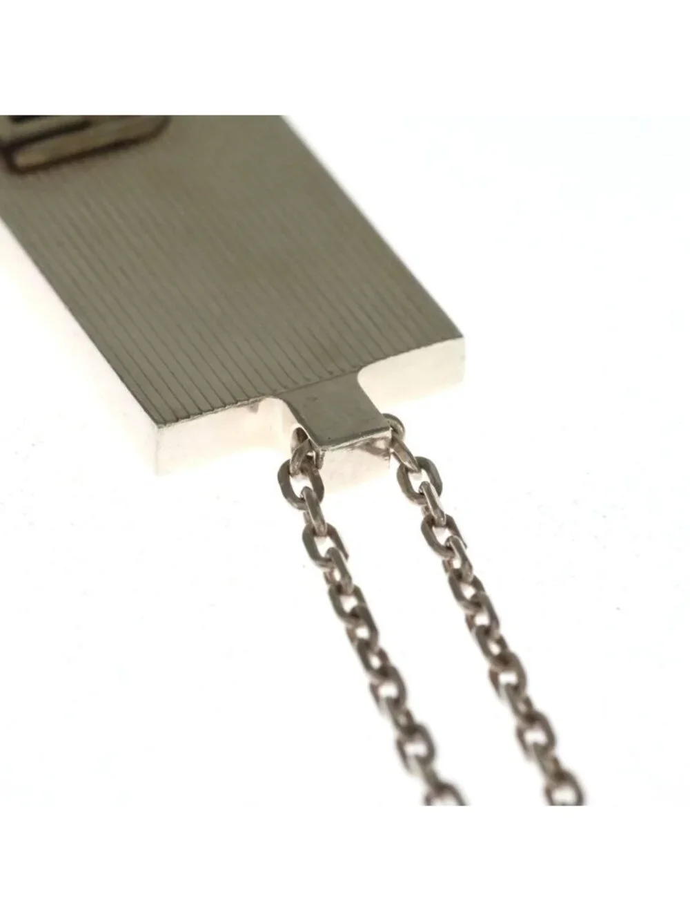 Gucci G Logo Plate Pendant Chain Silver Necklace